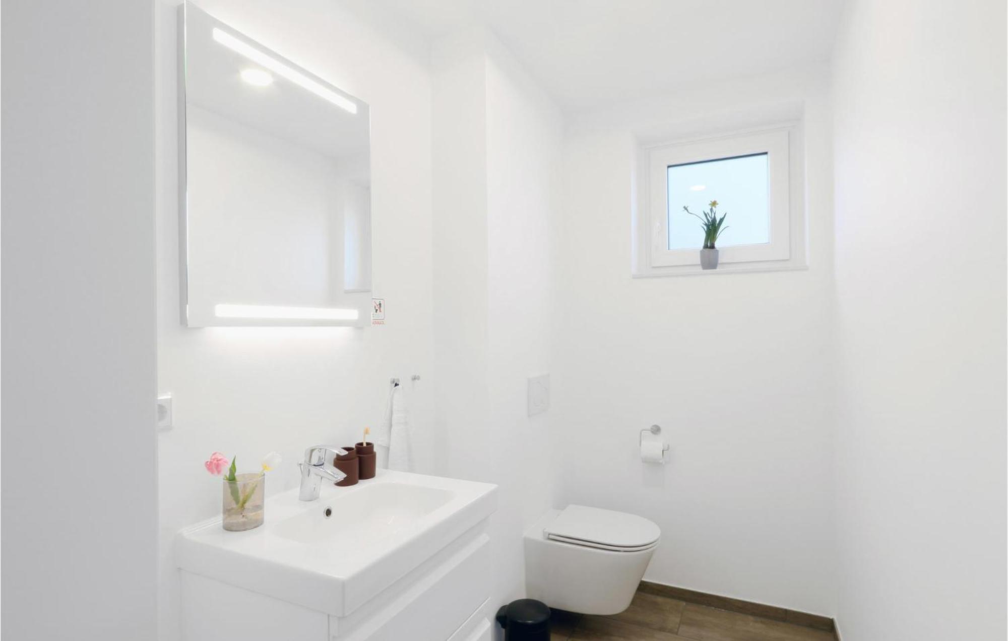 Cozy Home In Lembruch-Duemmer See With Sauna Esterno foto